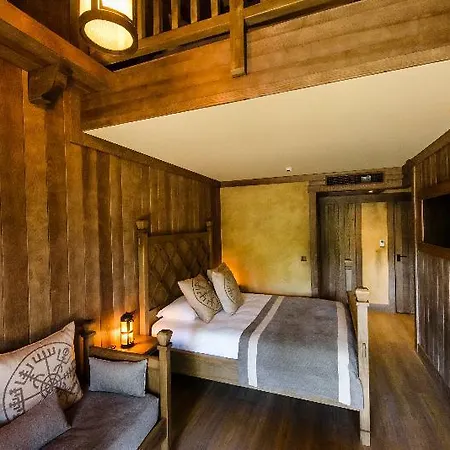 Hotel Cite Suspendu 3*