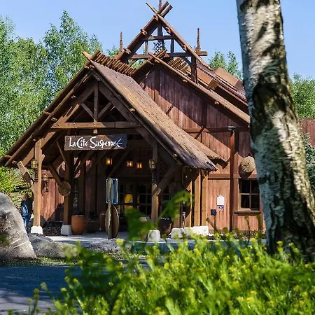 Cite Suspendu Hotel Plailly