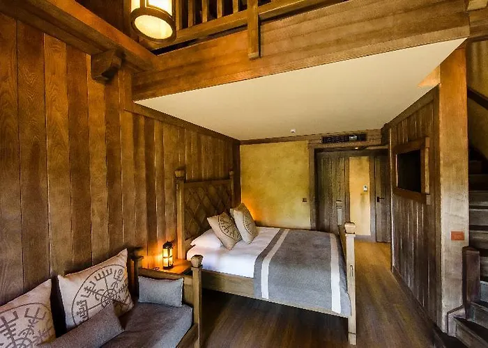 Hotel Cite Suspendu 3*